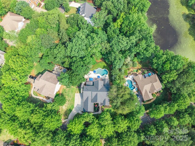 1868 Chestnut Hill Dr, Tega Cay, SC 29708 - aerial view of property and surrounding area featuring nearby suburban area
