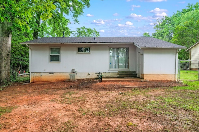 2328 Danforth Ln, Charlotte, NC 28208 - rear view of property with crawl space and a shingled roof