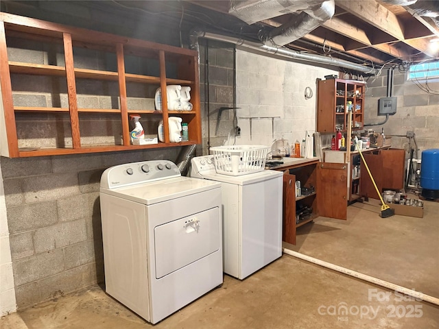3158 Salisbury Hwy, Statesville, NC 28677 - laundry room featuring independent washer and dryer