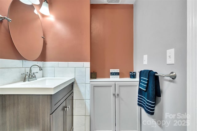 186 Hawks Point Dr, Zirconia, NC 28790 - bathroom featuring vanity