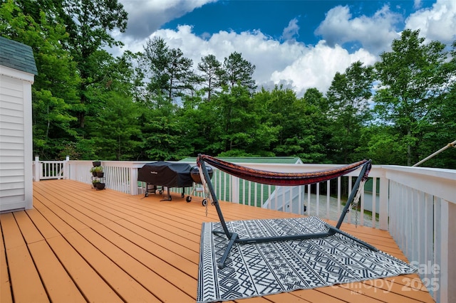 186 Hawks Point Dr, Zirconia, NC 28790 - wooden terrace featuring a jacuzzi