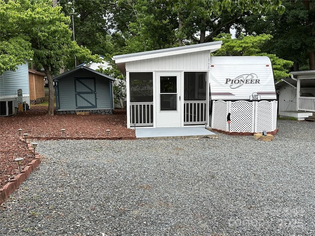 107 Pine St, New London, NC 28127 - photo 2