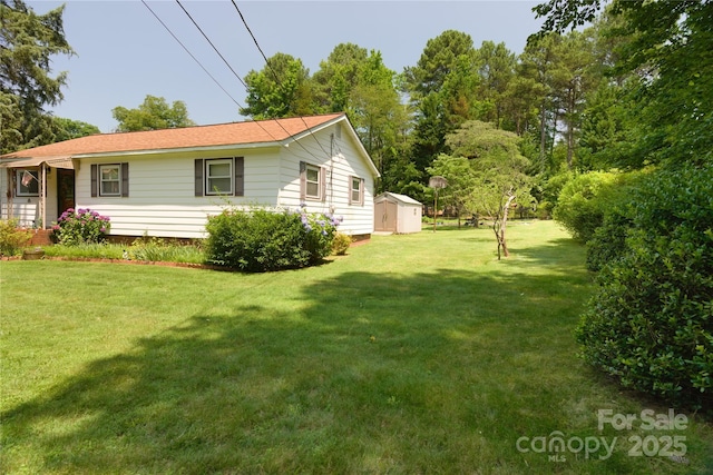 252 Chuckwood Rd, Mooresville, NC 28117 - view of front of property with a front lawn