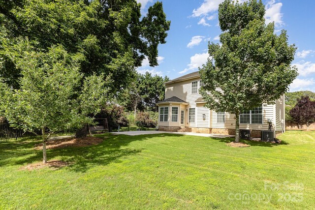 10105 Community House Rd, Charlotte, NC 28277 - view of yard with a patio