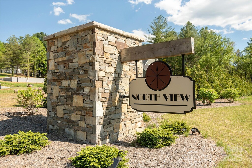 000 Northview Dr Unit 8, Hendersonville, NC 28791 - photo 3