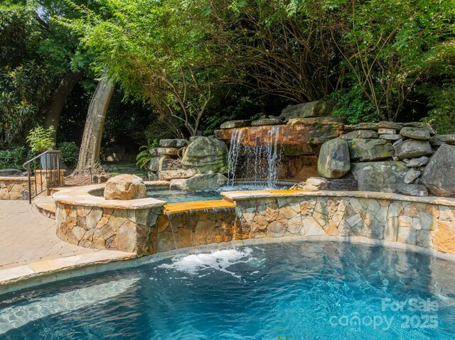 4001 Doves Roost Ct, Charlotte, NC 28211 - photo 46