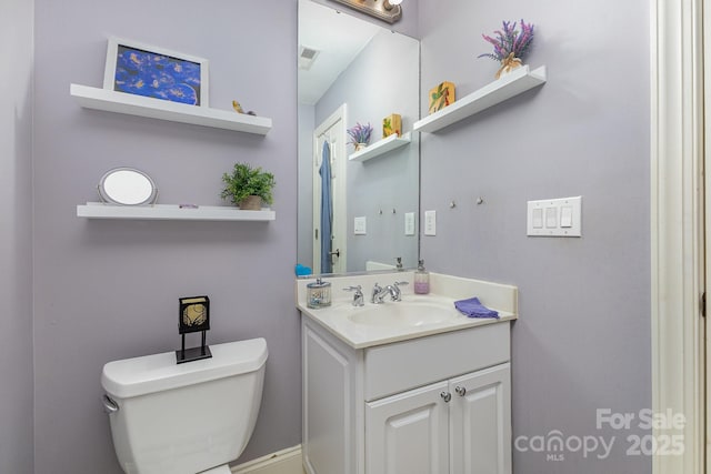 9210 Ginhouse Ln, Charlotte, NC 28277 - half bathroom with toilet and vanity