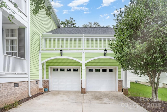 9210 Ginhouse Ln, Charlotte, NC 28277 - garage featuring concrete driveway