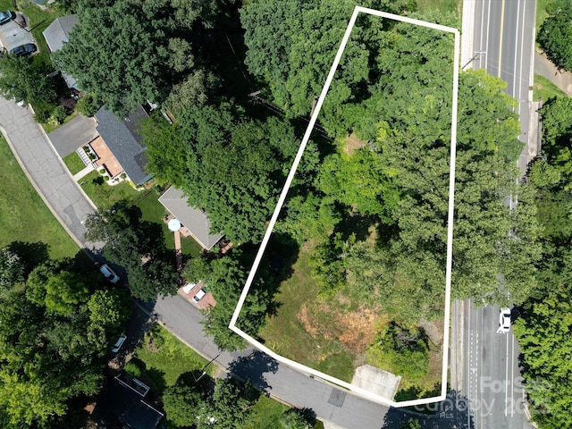 4800 Valley Stream Rd, Charlotte, NC 28209