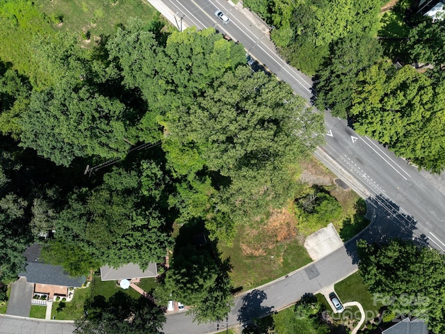 4800 Valley Stream Rd, Charlotte, NC 28209