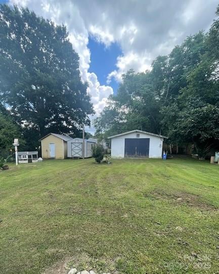 15 Rose St, York, SC 29745 - photo 2
