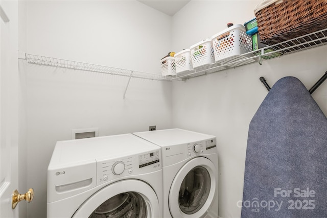 502 Roxanne Ct NW, Concord, NC 28027 - laundry area featuring washer and dryer