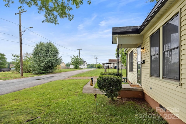 1425 3rd Street Pl NE, Hickory, NC 28601 - view of grassy yard