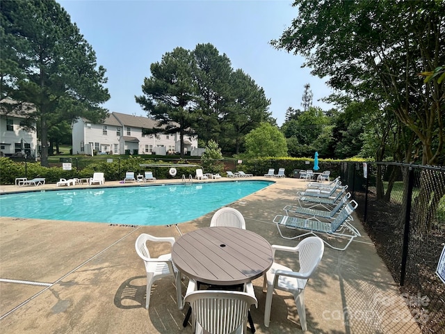 12564 Jessica Pl, Charlotte, NC 28269 - photo 2