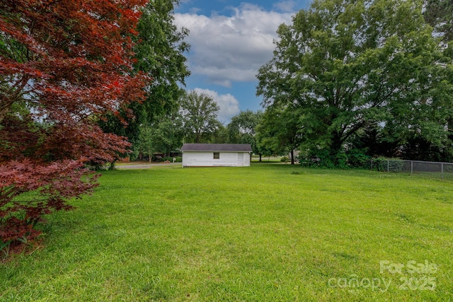 205 Hillcrest Ave, Rock Hill, SC 29732 - view of yard with an outdoor structure