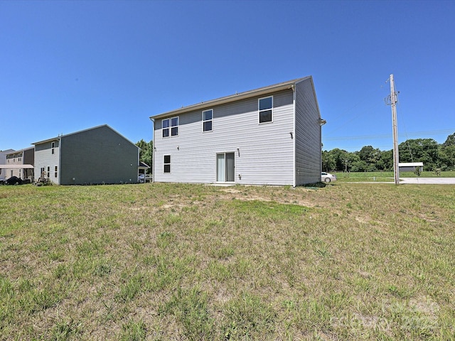 323 J C Dellinger Rd, Cherryville, NC 28021 - back of house with a lawn