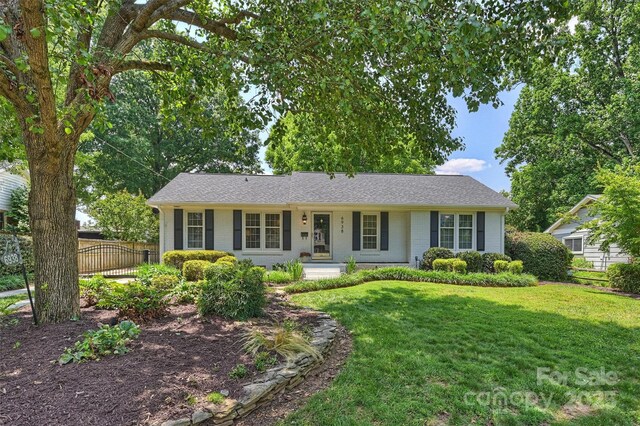 6938 Wrentree Dr, Charlotte, NC 28210 - ranch-style house with brick siding