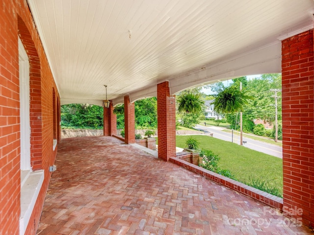 128 W End St, Chester, SC 29706 - view of porch
