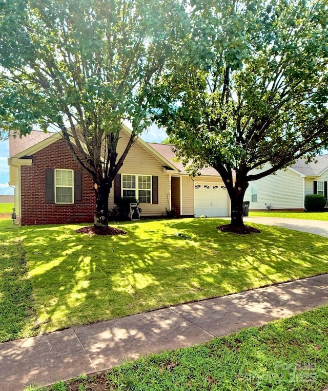 6902 Vernon Wood Ln, Charlotte, NC 28262 - photo 3