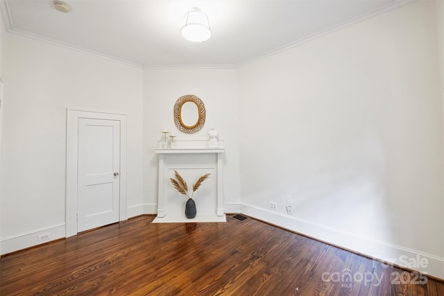 1417 The Plz, Charlotte, NC 28205 - unfurnished living room featuring wood finished floors and ornamental molding