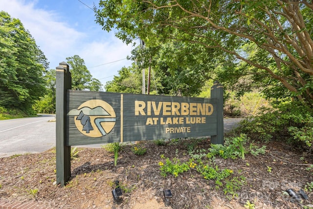 158 Raven Blvd, Lake Lure, NC 28746 - view of community / neighborhood sign