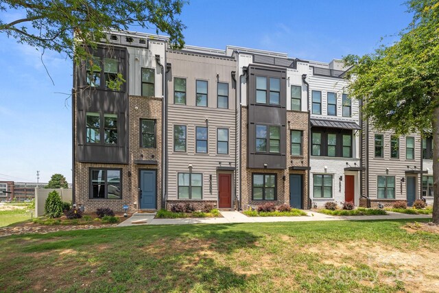 5006 Tiny Ln, Charlotte, NC 28203 - photo 1
