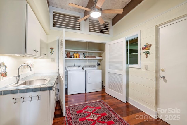 21 Rhododendron Rd, Black Mountain, NC 28711 - laundry room featuring washer and dryer, dark wood finished floors, and ceiling fan