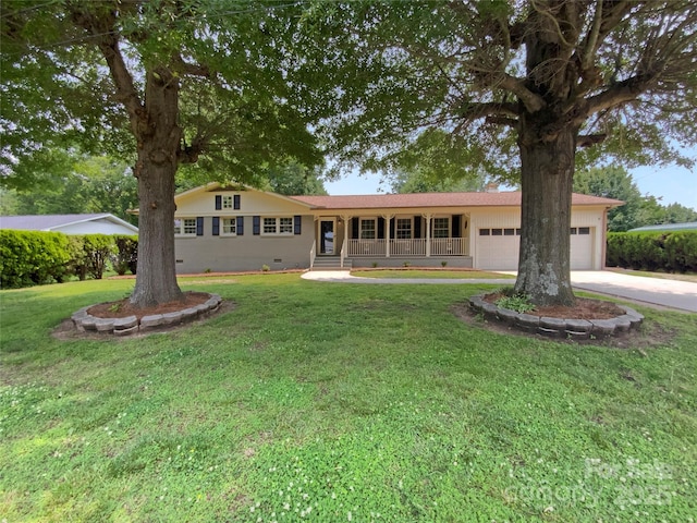 302 Melinda Ave, Kannapolis, NC 28083 - ranch-style home with covered porch, a garage, a front yard, driveway, and crawl space
