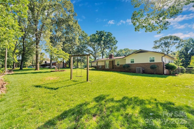 2326 Horseshoe Bend Rd NE, Hickory, NC 28601 - view of yard