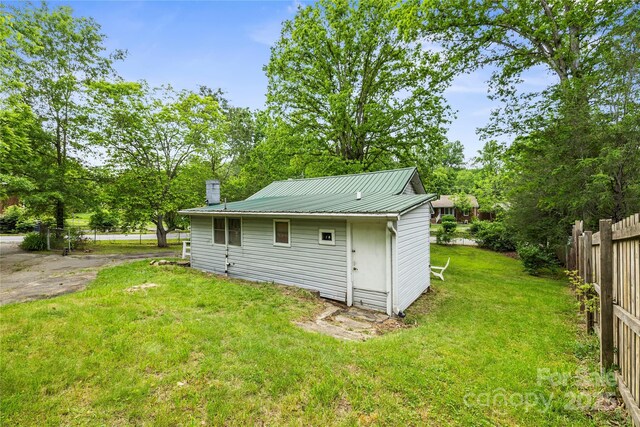220 W College St, Black Mountain, NC 28711 - view of outbuilding with view of scattered trees