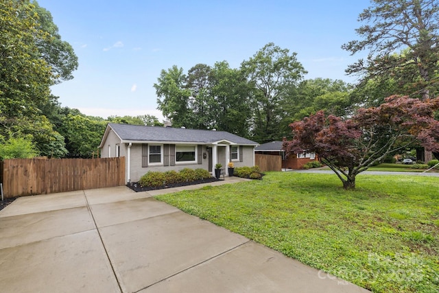 5008 Unaka Ave, Charlotte, NC 28205 - ranch-style home with concrete driveway and brick siding