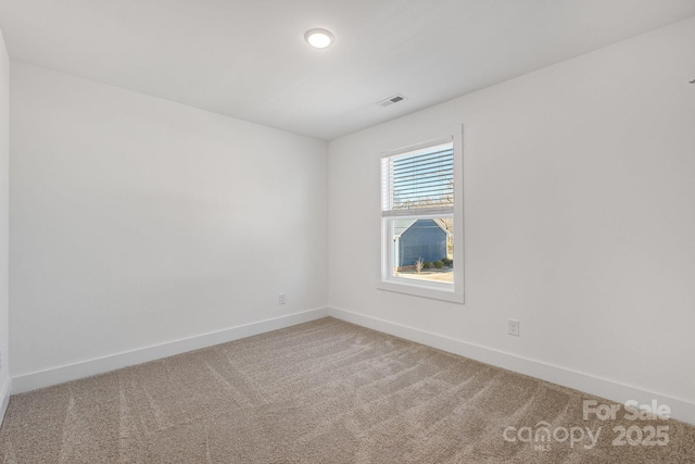 81 Kirk St, Salisbury, NC 28144 - carpeted empty room with baseboards