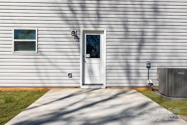 81 Kirk St, Salisbury, NC 28144 - view of exterior entry featuring central AC