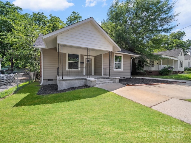 144 Walnut St, Chester, SC 29706 - bungalow-style home featuring covered porch and crawl space