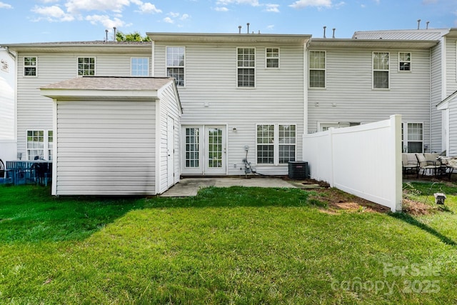 5322 Jocelyn Ln, Charlotte, NC 28269 - rear view of house featuring a patio area and central AC unit
