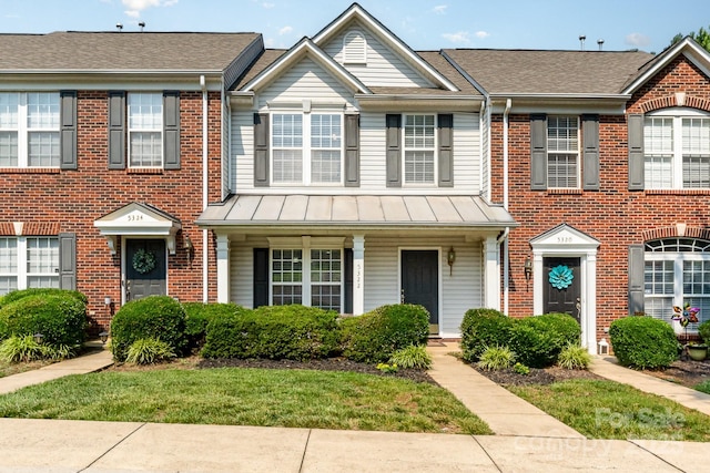 5322 Jocelyn Ln, Charlotte, NC 28269 - view of property with brick siding