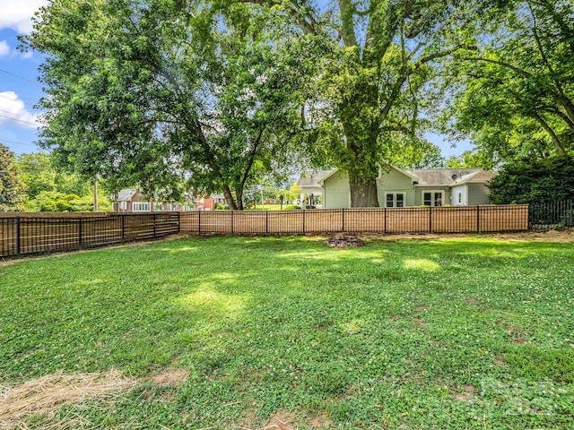 329 E Congress St, Lincolnton, NC 28092 - photo 6