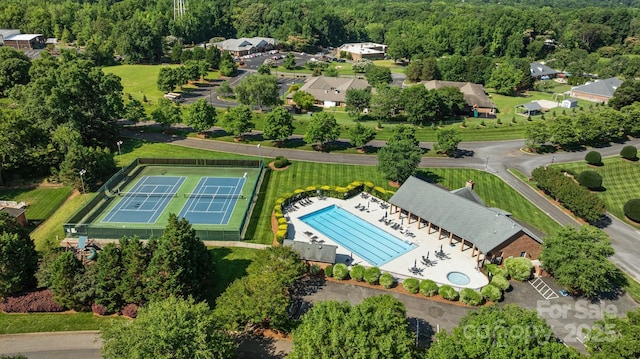 765 Portpatrick Pl, Fort Mill, SC 29708 - bird's eye view of a pool and a forest