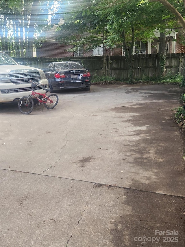 425 W Horah St, Salisbury, NC 28144 - view of parking