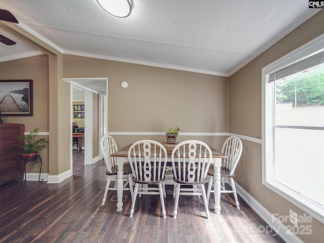 1989 White Oak Rd, Camden, SC 29020 - dining area with wood finished floors, lofted ceiling, baseboards, crown molding, and a ceiling fan