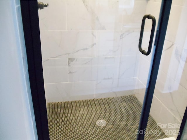 1802 Cooper Ave, Kannapolis, NC 28081 - full bathroom featuring a shower stall