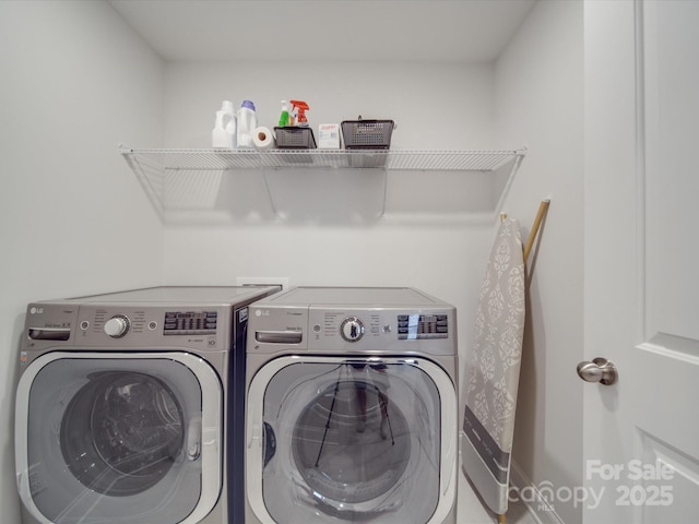 647 R L Stowe Rd, Belmont, NC 28012 - laundry room with washer and clothes dryer