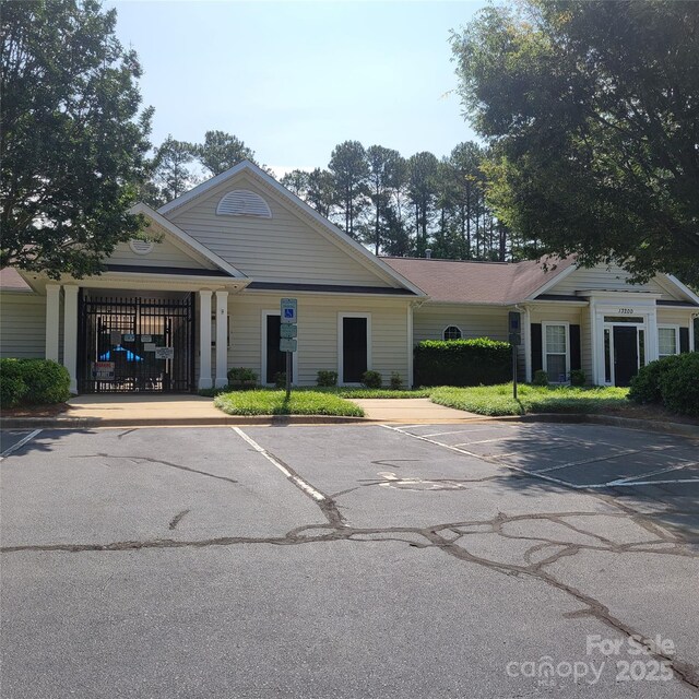 13039 Peacock Ln, Charlotte, NC 28215 - photo 39