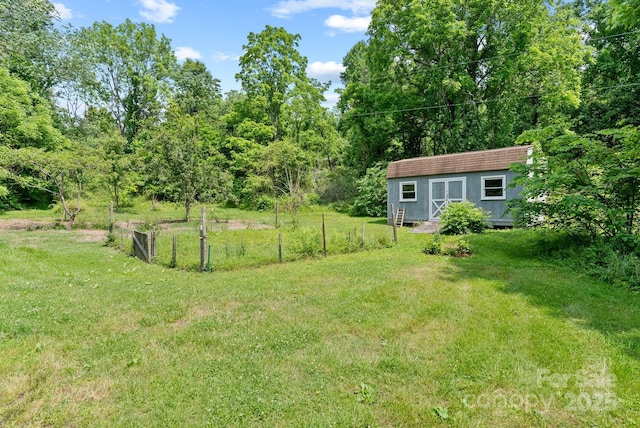 20 Pickens Ln, Weaverville, NC 28787 - view of yard featuring an outbuilding