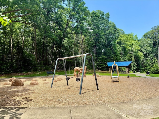 5800 Silver Eagle Dr, Charlotte, NC 28214 - view of community jungle gym