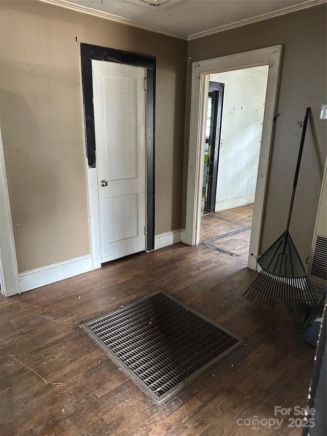 839 S Chester St, Gastonia, NC 28052 - unfurnished room featuring crown molding, hardwood / wood-style floors, and baseboards