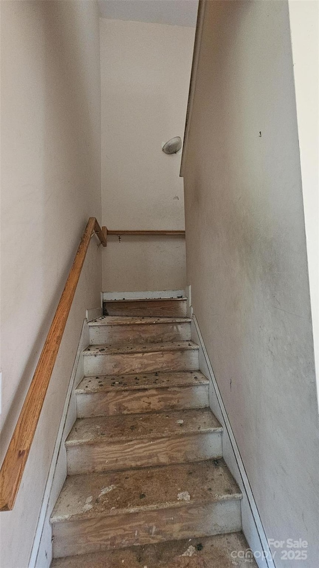 4227 Kiser Woods Dr SW, Concord, NC 28025 - view of stairway