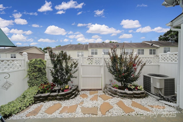 635 Brickdust Ct, Fort Mill, SC 29708 - view of patio / terrace featuring a gate