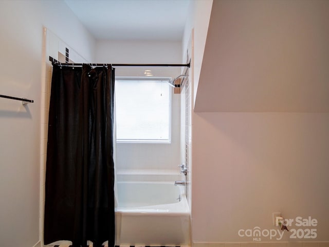 15708 Eagleview Dr, Charlotte, NC 28278 - full bathroom featuring shower / tub combo