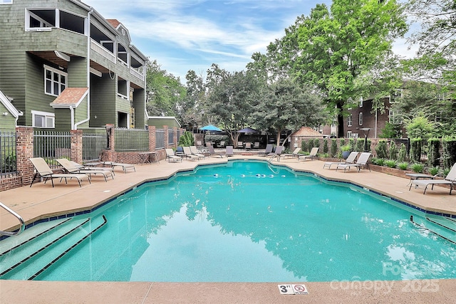 433 W 8th St Unit 66, Charlotte, NC 28202 - community pool featuring a patio area